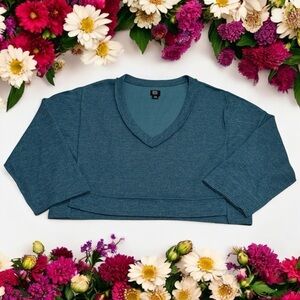 BDG Urban Outfitters Teal Knit Three Quarter Sleeve Oversize Croptop Size S